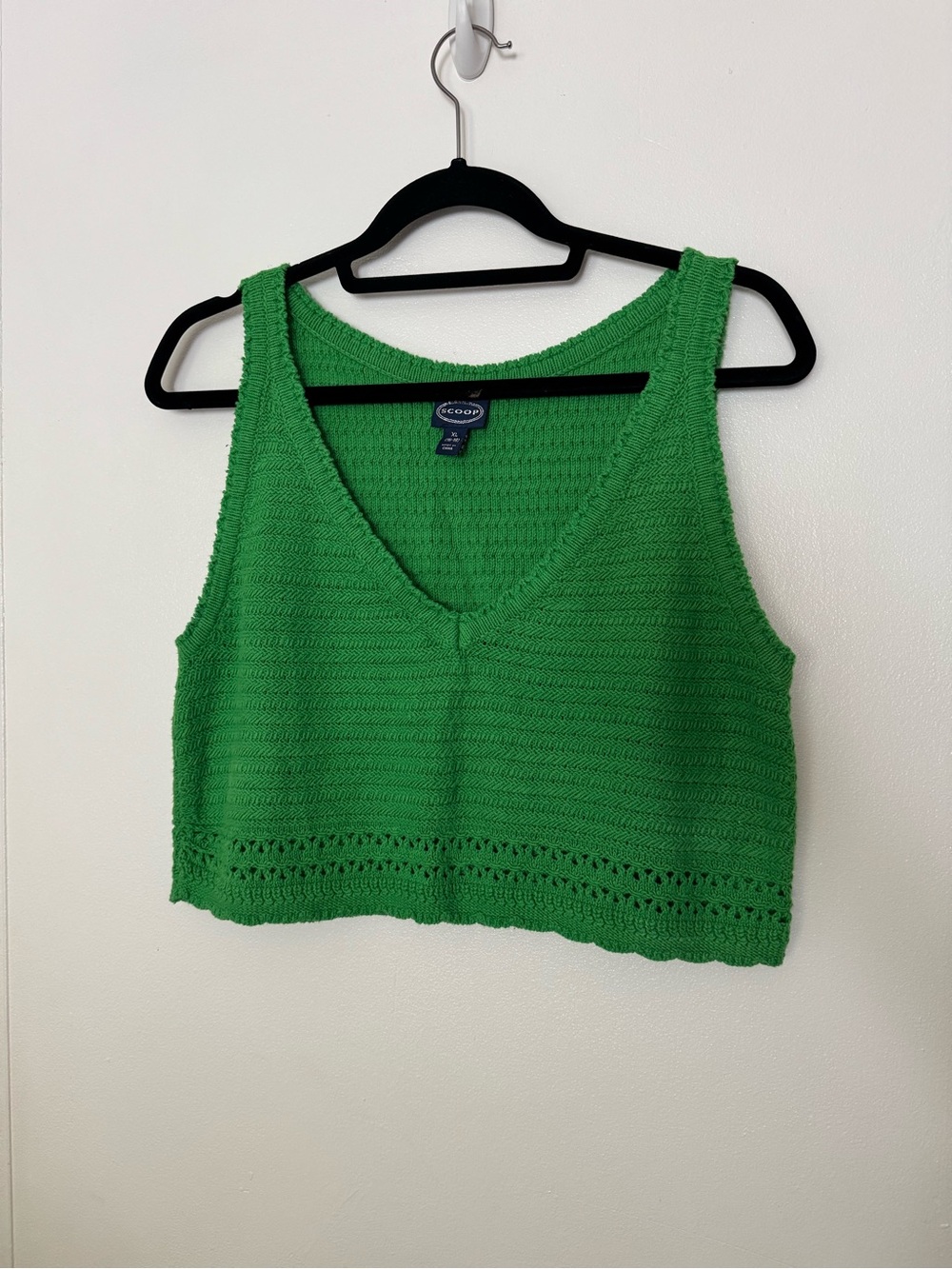 Green V-Neck Cropped Knit Tank Top